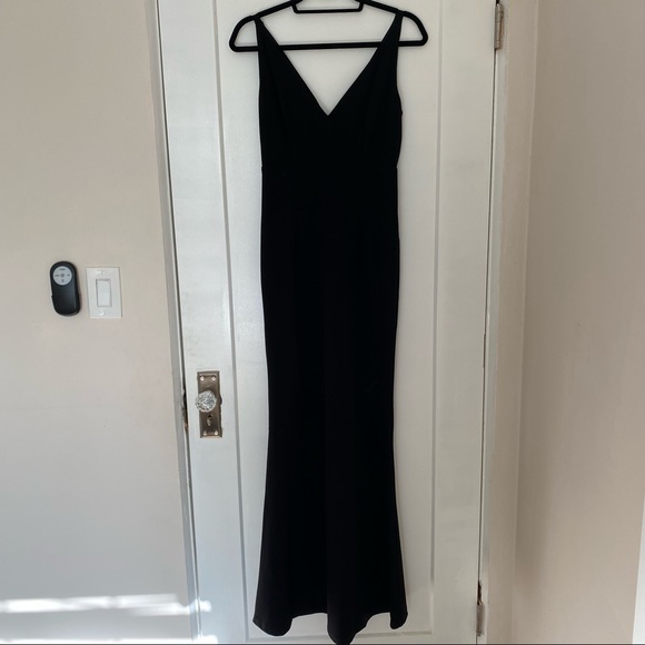 Lulu’s gown - Picture 2 of 5